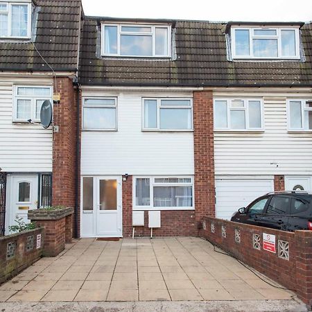 Stunning Four Bedroom House Close To Excel, O2 & Central London With Free Parking Экстерьер фото